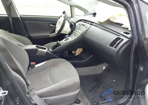 2015 Toyota Prius Two from USA, damaged, VIN JTDKN3DU2F1916741